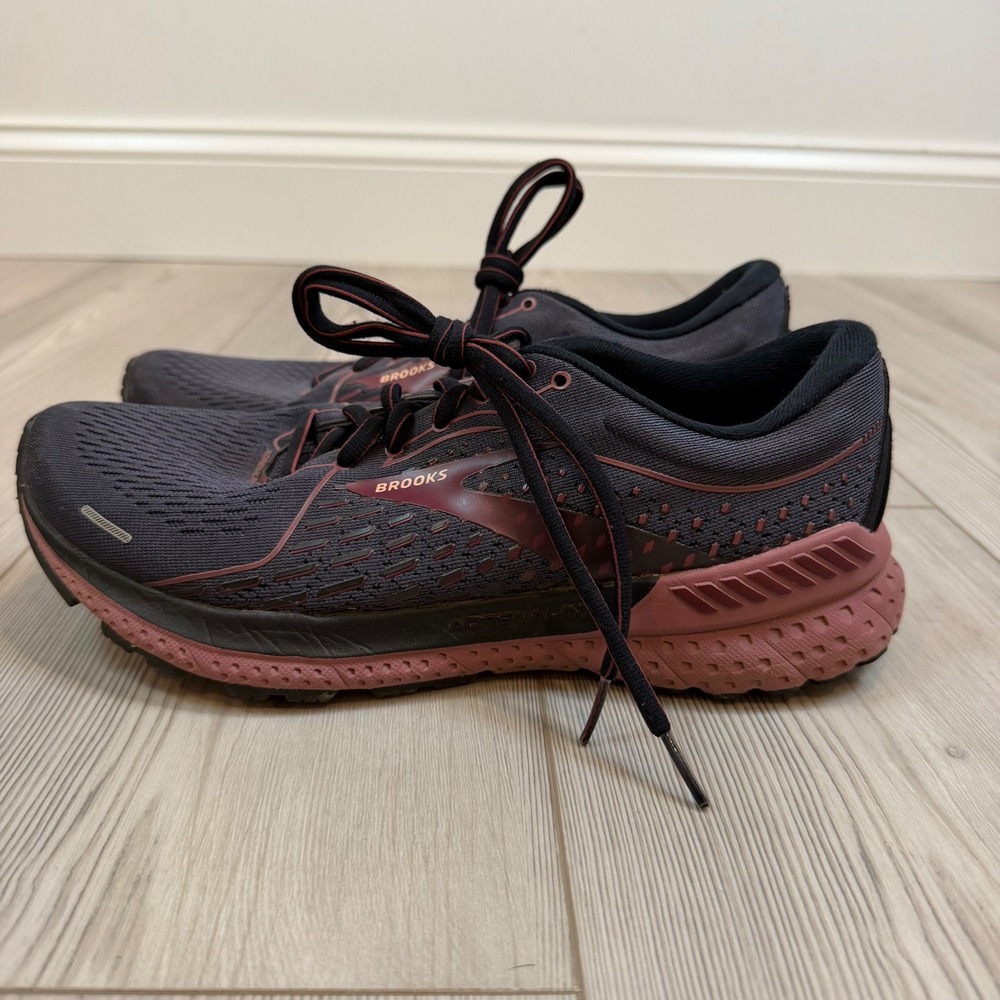 Brooks Adrenaline GTS 21 Womens Running Shoes 9.5 Purple Black 1203291B050